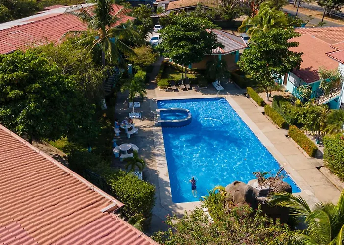Turquoise Deep Dive Single Storey * Coco