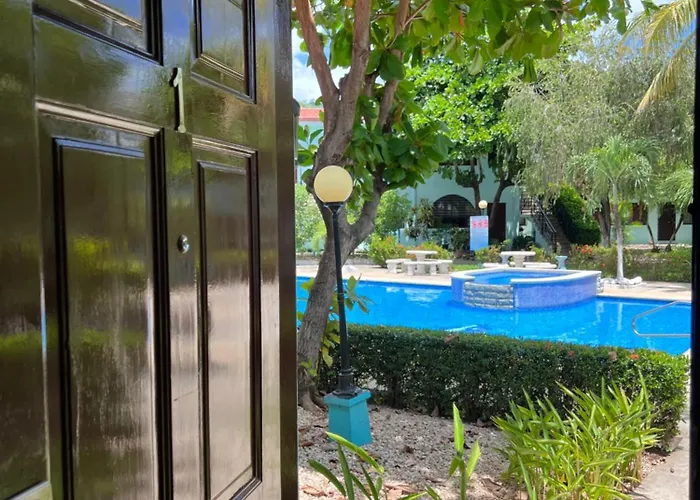 Turquoise Deep Dive Single Storey Сasa de vacaciones Coco