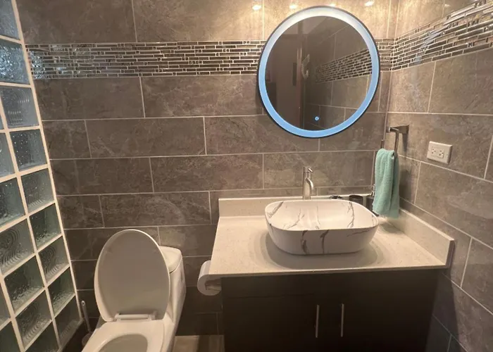 Turquoise Deep Dive Single Storey Сasa de vacaciones Coco