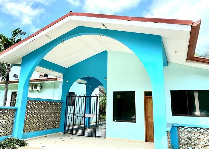 Turquoise Deep Dive Single Storey Сasa de vacaciones